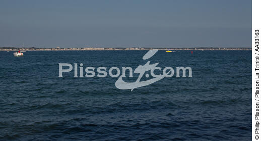 Le Pouliguen - © Philip Plisson / Plisson La Trinité / AA33163 - Photo Galleries - High tide
