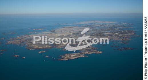Chausey - © Philip Plisson / Plisson La Trinité / AA33253 - Nos reportages photos - Marée basse