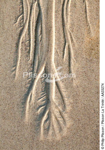 Low tide - © Philip Plisson / Plisson La Trinité / AA33274 - Photo Galleries - Sand