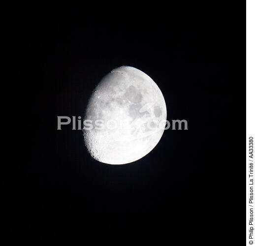 The Moon - © Philip Plisson / Plisson La Trinité / AA33380 - Photo Galleries - Night