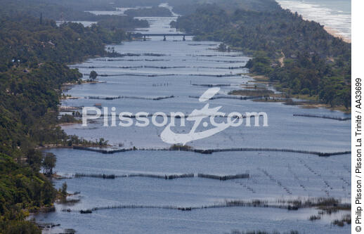 From Andevorento to Toamasina, Est coast - © Philip Plisson / Plisson La Trinité / AA33699 - Photo Galleries - Hydrology