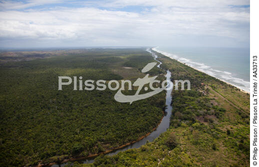 EntreAnderovento et Toamasina,côtes Est - © Philip Plisson / Plisson La Trinité / AA33713 - Nos reportages photos - Hydrologie