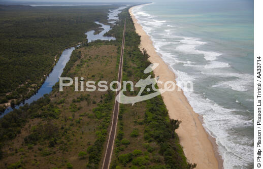 From Andevorento to Toamasina, Est coast - © Philip Plisson / Plisson La Trinité / AA33714 - Photo Galleries - Hydrology
