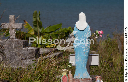 Sainte-Marie island - © Philip Plisson / Plisson La Trinité / AA33795 - Photo Galleries - Religious monument