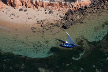 The Emeraud sea, Madagascar © Philip Plisson / Plisson La Trinité / AA34026 - Photo Galleries - The Emeraude sea