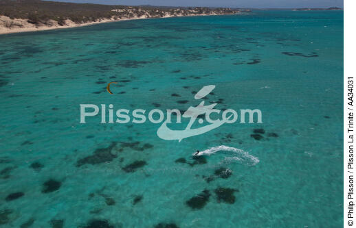 la mer d'Emeraude, Madagascar - © Philip Plisson / Plisson La Trinité / AA34031 - Nos reportages photos - Kitesurf
