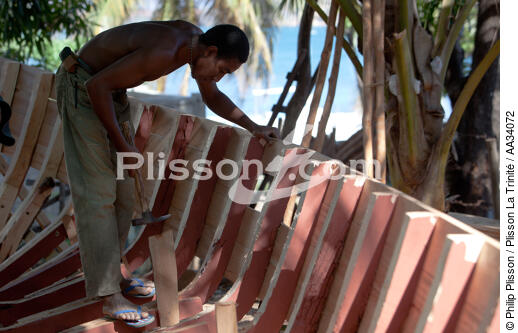 Diégo-Suarez - © Philip Plisson / Plisson La Trinité / AA34072 - Nos reportages photos - Chantier naval