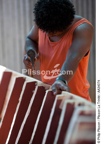 Diégo-Suarez - © Philip Plisson / Plisson La Trinité / AA34074 - Photo Galleries - Shipyards