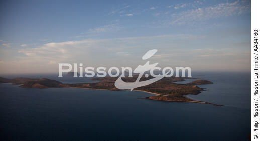Archipel des Mistio - © Philip Plisson / Plisson La Trinité / AA34160 - Nos reportages photos - Paysage littoral