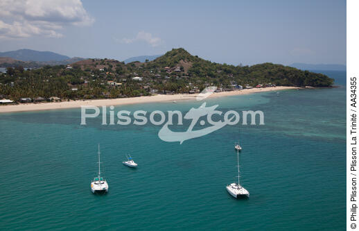Nosy Be - © Philip Plisson / Plisson La Trinité / AA34355 - Nos reportages photos - Paysage littoral