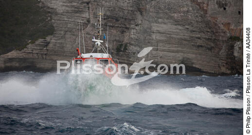 SNSM Bonifacio - © Philip Plisson / Plisson La Trinité / AA34408 - Nos reportages photos - Sauvetage en mer