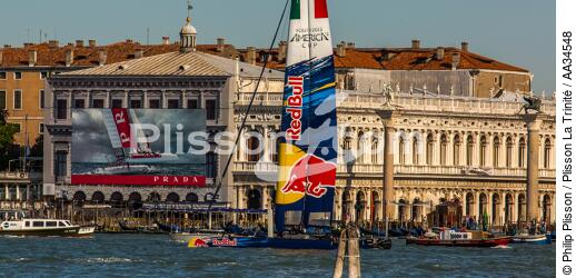 AC World Series à Venise du 12 au 20 mai 2012 - © Philip Plisson / Plisson La Trinité / AA34548 - Nos reportages photos - Catamaran de sport