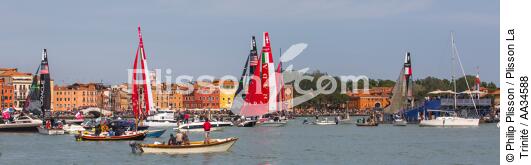 AC World Series à Venise du 12 au 20 mai 2012 - © Philip Plisson / Plisson La Trinité / AA34588 - Nos reportages photos - Catamaran de sport