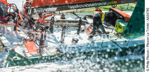 Volvo Ocean Race - Start of the last stage between Lorient and Galway [AT] - © Philip Plisson / Plisson La Trinité / AA34785 - Photo Galleries - Ocean Volvo Race
