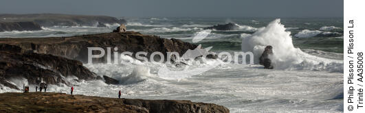 La côte sauvage de Quiberon - © Philip Plisson / Plisson La Trinité / AA35008 - Photo Galleries - Storm at sea