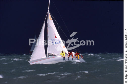 Gale on the Cowes Week regatta - © Philip Plisson / Plisson La Trinité / AA35137 - Photo Galleries - Weather