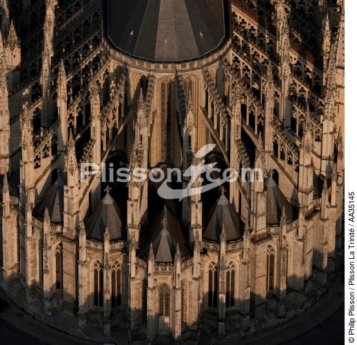 Orléans view of the sky - © Philip Plisson / Plisson La Trinité / AA35145 - Photo Galleries - Religious monument
