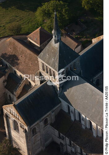 Loiret view of the sky - © Philip Plisson / Plisson La Trinité / AA35155 - Photo Galleries - Religious monument