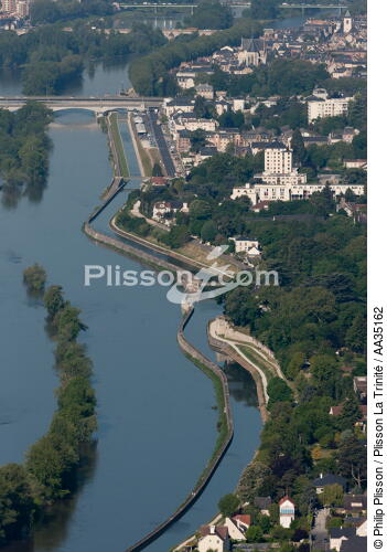 Le Loiret vue du ciel - © Philip Plisson / Plisson La Trinité / AA35162 - Nos reportages photos - Loire [la]