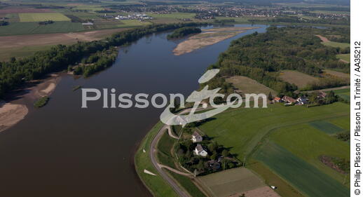 Le Loiret vue du ciel - © Philip Plisson / Plisson La Trinité / AA35212 - Nos reportages photos - Hydrologie