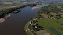 Le Loiret vue du ciel © Philip Plisson / Plisson La Trinité / AA35212 - Nos reportages photos - Le Loiret vue du ciel