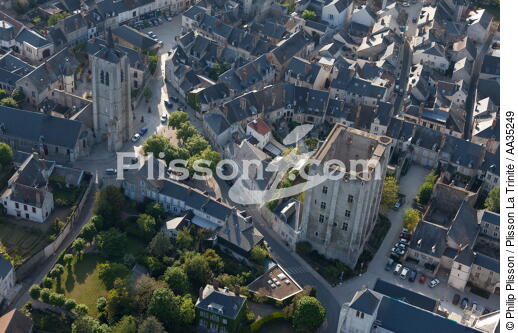 Loiret view of the sky - © Philip Plisson / Plisson La Trinité / AA35249 - Photo Galleries - Religious monument