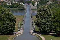 Briare canal bridge © Philip Plisson / Plisson La Trinité / AA35297 - Photo Galleries - Town (45)