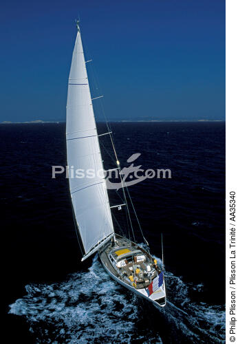 Whither le long des côtes corses - © Philip Plisson / Plisson La Trinité / AA35340 - Nos reportages photos - Vertical