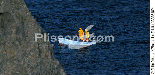 Petite pêche à Belle-Ile - © Philip Plisson / Plisson La Trinité / AA35409 - Nos reportages photos - Ile [56]