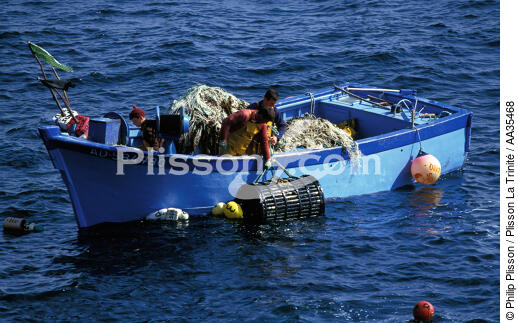 Pêche côtière - © Philip Plisson / Plisson La Trinité / AA35468 - Nos reportages photos - Pêche