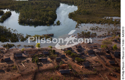 Madagascar North West coast - © Philip Plisson / Plisson La Trinité / AA35610 - Photo Galleries - House