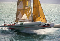 Fujicolor © Philip Plisson / Plisson La Trinité / AA35650 - Photo Galleries - Ocean racing trimaran