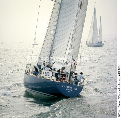 Kriter IX skippé par André Viant - © Philip Plisson / Plisson La Trinité / AA35673 - Nos reportages photos - Terme marin