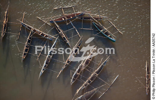 Majunga, côtes Nord Ouest de Madagascar. - © Philip Plisson / Plisson La Trinité / AA35742 - Nos reportages photos - Vue aérienne