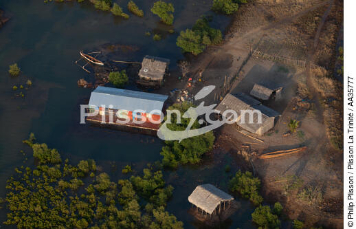 Majunga, côtes Nord Ouest de Madagascar. - © Philip Plisson / Plisson La Trinité / AA35777 - Nos reportages photos - Vue aérienne