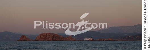 Ile Rousse, Corsica - © Philip Plisson / Plisson La Trinité / AA36028 - Photo Galleries - From Calvi to Pietranera
