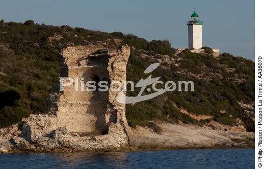 Saint-Florent en Corse - © Philip Plisson / Plisson La Trinité / AA36070 - Nos reportages photos - La France vue de la mer