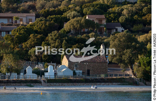 Corse Sud Est - © Philip Plisson / Plisson La Trinité / AA36203 - Nos reportages photos - Construction