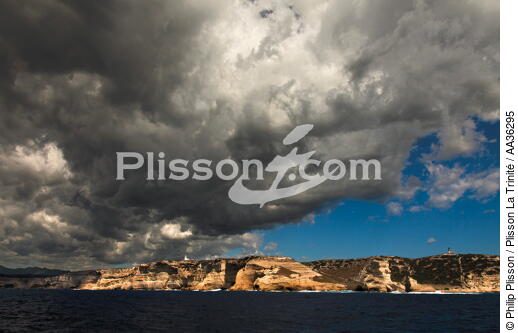 Bonifacio,Corsica - © Philip Plisson / Plisson La Trinité / AA36295 - Photo Galleries - Wishes 2009