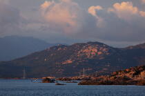 Corse © Philip Plisson / Plisson La Trinité / AA36304 - Nos reportages photos - Des îles Lavezzi à Poticcio