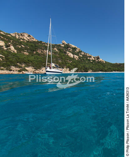 Corse - © Philip Plisson / Plisson La Trinité / AA36313 - Nos reportages photos - Corse