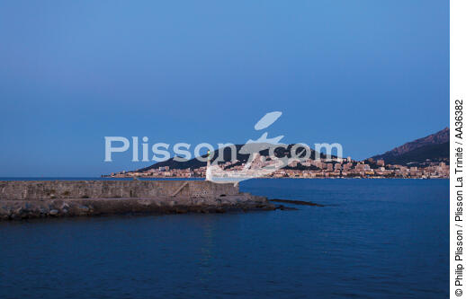 Ajjacio, Corsica - © Philip Plisson / Plisson La Trinité / AA36382 - Photo Galleries - From Ajaccio to the Revellata Cape