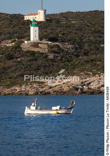 Corse - © Philip Plisson / Plisson La Trinité / AA36449 - Nos reportages photos - Vertical