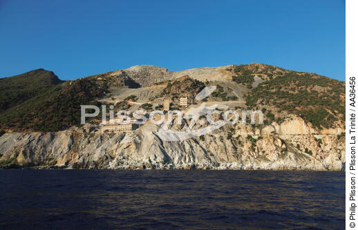 Corsica - © Philip Plisson / Plisson La Trinité / AA36456 - Photo Galleries - From Calvi to Pietranera
