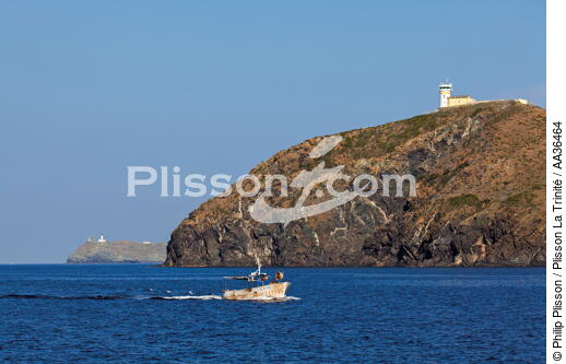 Cape Corse - © Philip Plisson / Plisson La Trinité / AA36464 - Nos reportages photos - La France vue de la mer
