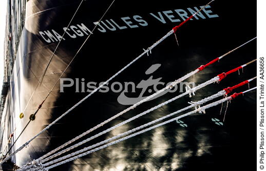 CMA CGM Jules Verne - © Philip Plisson / Plisson La Trinité / AA36656 - Nos reportages photos - Transport maritime