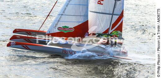 Maxi 80 Prince de Bretagne on Armen Race 2013 - © Philip Plisson / Plisson La Trinité / AA36775 - Photo Galleries - Nautical terms
