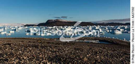 Fin d'été sur la côte ouest du Groenland - © Philip Plisson / Plisson La Trinité / AA37092 - Nos reportages photos - Iceberg