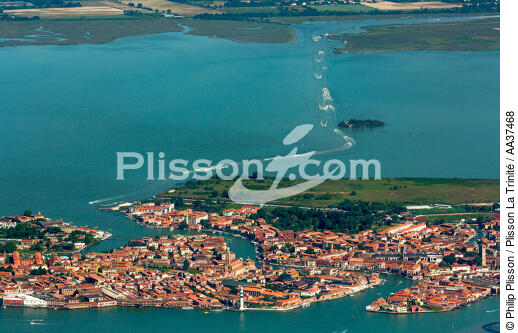 l'île de Murano - © Philip Plisson / Plisson La Trinité / AA37468 - Nos reportages photos - La Lagune de Venise
