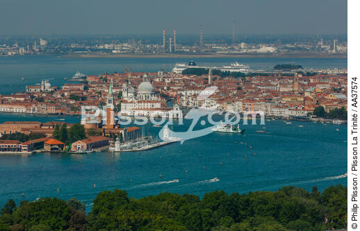 Venise - © Philip Plisson / Plisson La Trinité / AA37574 - Nos reportages photos - Vue aérienne